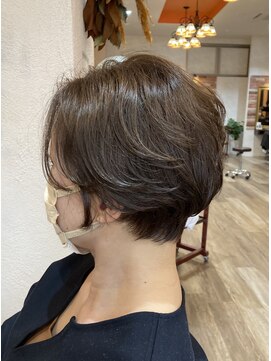 フェイバー 警固店(FAVOR) くびれショート 縮毛矯正/パーソナルカラー診断/イルミナカラー
