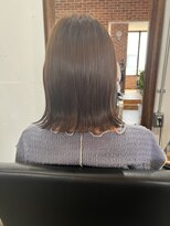 ヴィップルーム(viproom) 美髪ホワイトグレージュネビージュ大人かわいいこなれミディ