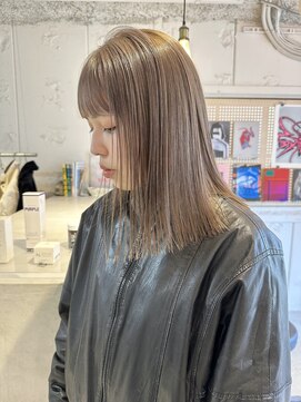 ルーム(Loom.) まろやかベージュ　クリーミーベージュ　ベージュカラー　ボブ