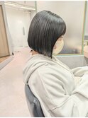 前下がりボブ