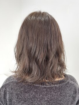 スイ(suiw) ミディアムパーマグレージュ【suiw】昭和町/天王寺/阿倍野
