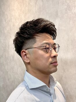 インフィニィト ネオ(INFINITO NEO)の写真/【新長田2分】[西代]第一印象を決める清潔感のある好印象ヘア◇ON/OFFキマるSTYLEで余裕のある男に<理容室>
