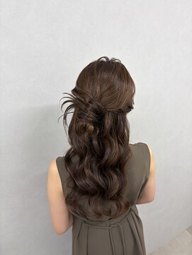 ソリン(Solin') カチモリハーフアップ