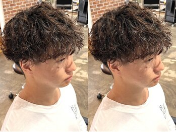 ヴィップルーム(viproom)の写真/トレンドに合わせたパーマスタイルが人気◎ONもOFFも決まるスタイルをご提案、メンズもお任せください！
