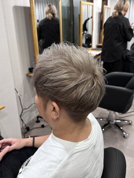 アフェクト 上大岡(affect) 刈り上げセンターパート/波巻きツイストスパイラル/上大岡