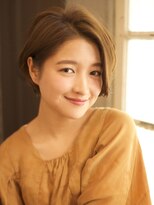 スポンテニアショートボブ！長めバングで女性度アップ☆