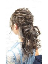 アーシャム(Arsham)&nbsp;ハーフアップ☆