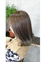 テラ(terra)&nbsp;ローライトで魅せるブランジュカラー