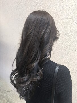 ヘアアンドメイクグラチア(HAIR and MAKE GRATIAE) 暗髪☆モノトーングレージュ♪