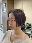 リップライン前下がりショート