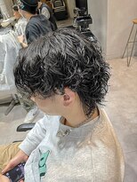 ラグシス ザ バックルーム(LUXIS THE BACK ROOM) センターパートウルフ【立川/メンズ】