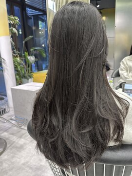 シティ(CITY) オリーブグレージュカラー×レイヤーカット 【CHICA】