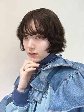 フリティ 大阪西梅田店(friity) オリーブベージュショートミニボブグレージュブリーチレイヤー