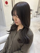 アナ ラーナ(Anna Lanna)&nbsp;オリーブグレージュと顔周りレイヤースタイル