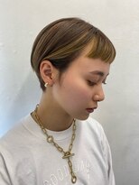 ショートボブにyellowアクセントを！
