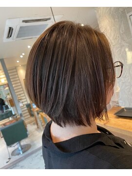 ツリーズ(Trees) ショートボブ