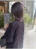 切りっぱなしボブ　グレージュカラー