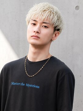 ユイマァルスロウ 岡山(YUIMARLSLOW) 岡山メンズサロン20代30代40代ブリーチミルクティーブロンド