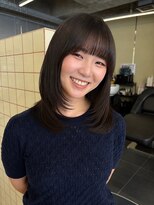 ベラ(BELLA) 顔まわりレイヤー/ミディアムレイヤー/ナチュラルレイヤー