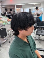 フィフスワン(fifth one) くせ毛パーマ風ウルフ