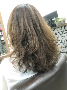 ヘアメイク エイト キリシマ(hair make No.8 kirishima) 〔No.8 中村〕外国人風 手触り デジタルパーマ