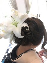 美容室 パルス 静岡鷹匠店(PALS)&nbsp;カサブランカに合うアップスタイル