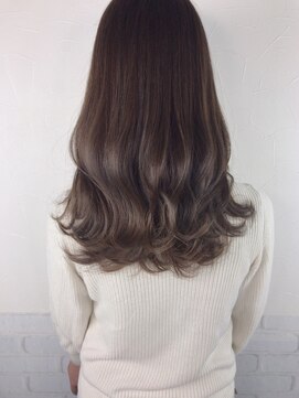 スヴァーゴ ヘアー svago hair 波巻きロング