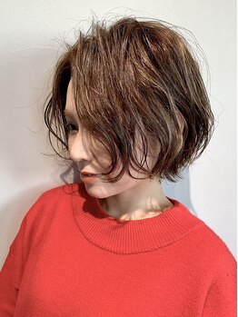 カルマ(CALMA)の写真/ショートヘアだからこその前髪・もみあげや、襟足などの細部までこだわります!360度どこから見ても可愛い♪