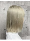 ホワイトブロンド★外ハネボブ