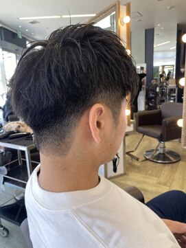 コワファースト 大分(COIFF1RST) 刈り上げショート