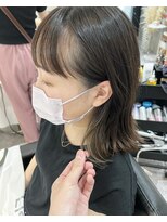 フルール(Fleur)&nbsp;恵比寿 インナーカラー オリーブグレージュ 韓国風