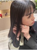 ワイドバングクールストレートヘア