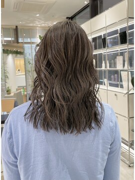 ステアケース 武蔵小杉店(stair:case) 外国人風ハイライト　脱白髪染め　武蔵小杉　20代30代40代