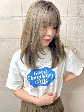 イル(iru) 【iru /谷町/上本町】透明感くすみグレージュ