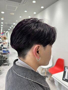 オーシャントーキョー 仙台(OCEAN TOKYO) ブリーチプラムブラックパープル刈り上げセンターパート