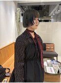前上がりボブ前髪あり
