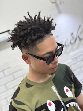 ヘアーグランデシーク(Hair Grande Seeek) スパイキーショートアフロ　針金パーマ　アフロ