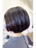 大人女性の軽やかボブショート
