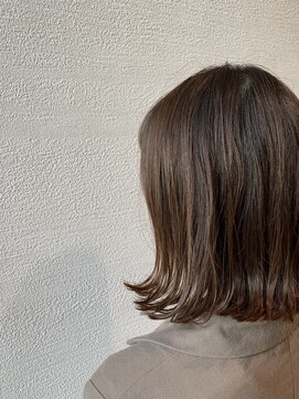 スリー(three.) 【three./スリー】ラベンダージュボブ（北浜/淀屋橋）