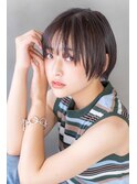 Chlom☆新宿 ハイライトベージュイルミナカラーハンサムショート