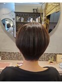ショートボブ