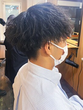 ヘアークリエイ トポライトウィロー 烏丸(Hair Create Polite willow) 爽やかメンズ☆無造作ソフトツーブロックナチュラル黒髪