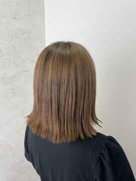 シエル 立川店(CIEL) ミルクティーベージュ×外はねボブ