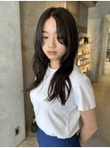 レイヤーカット顔まわりカットロングダークカラー袋町