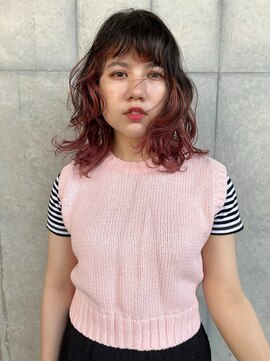 シーア(ciia) レイヤーカット レイヤーミディ 顔まわりレイヤー ブリーチ