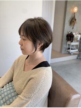 リヴゴーシュ(rive gauche) 大人ショートボブ