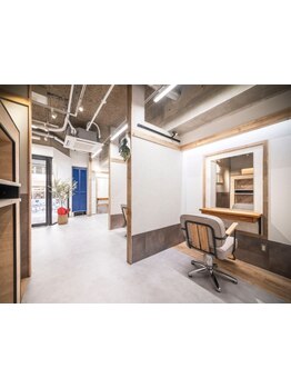 【半個室×丁寧なカウンセリング】周りを気にせずリラックスできる上質空間で癒しの時間をご提供致します◎