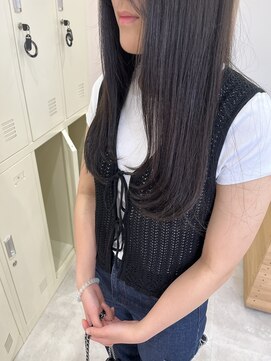 ソソ(soso.) ミディアムヘア/暗めカラー/グランマッシュ/木更津