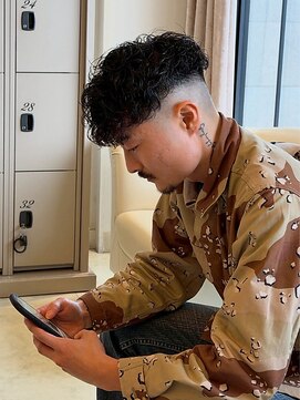 ライン(LYNE) メンズカット/パーマ/刈り上げ/ショート