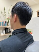 ミーティア(Meteor)&nbsp;直毛考慮の角が出ないナチュラルな刈り上げスタイル
